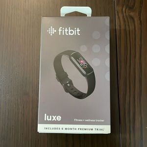 Fitbit Luxe (Black)
